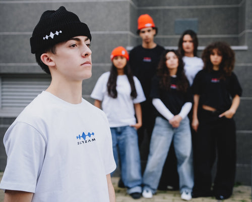 BLACK BEANIE / 00
